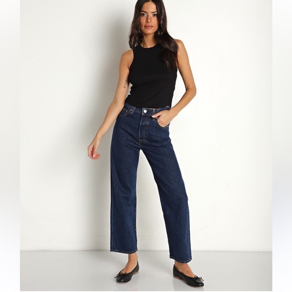 Levi's Denim - Levi’s Ribcage Straight Leg Dark Stone -Short Sz 24x29-NWOT